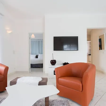 Mariott Area: Sunny 2 Beds /2 Baths * Cannes