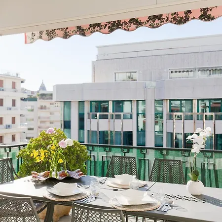 Apartmán Mariott Area: Sunny 2 Beds /2 Baths